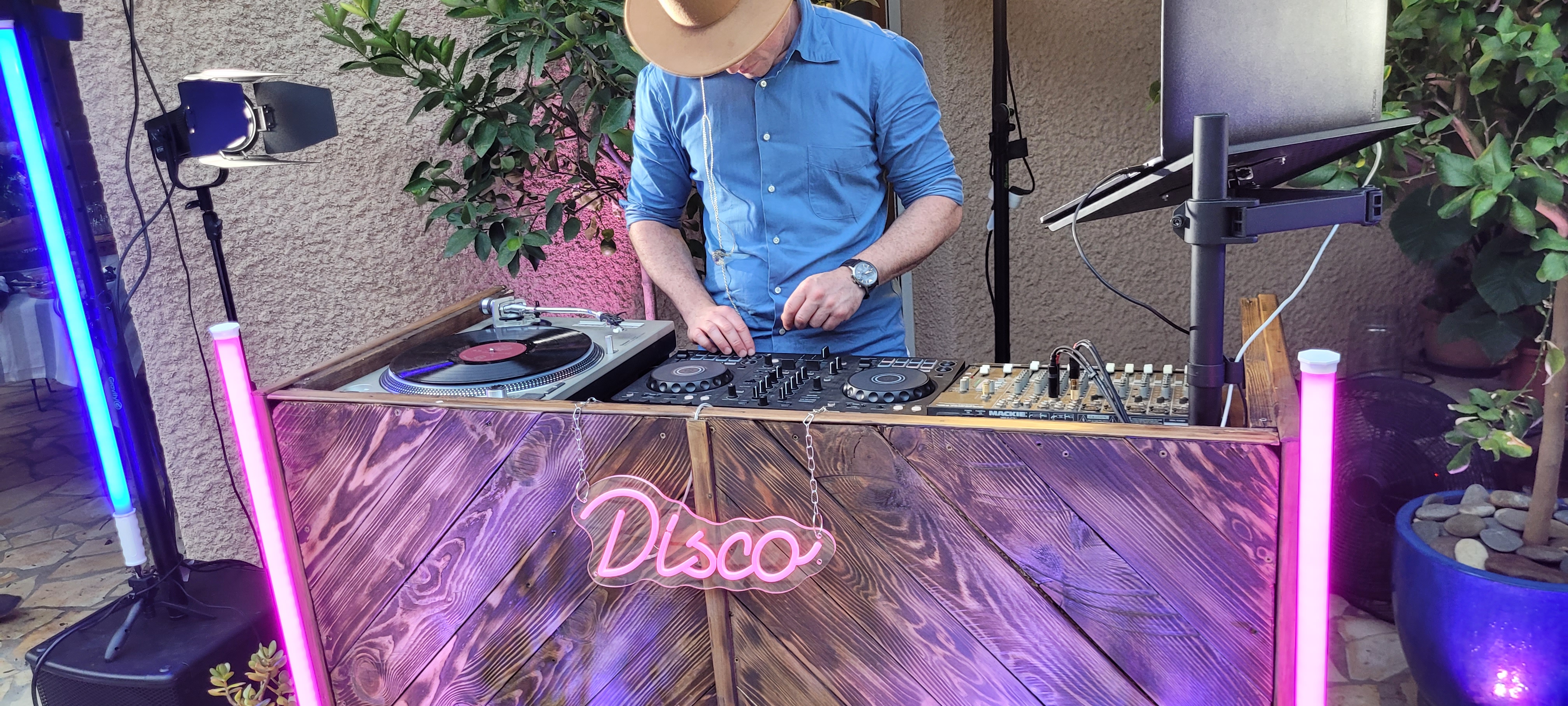 Howard Whiddett DJing outdoors