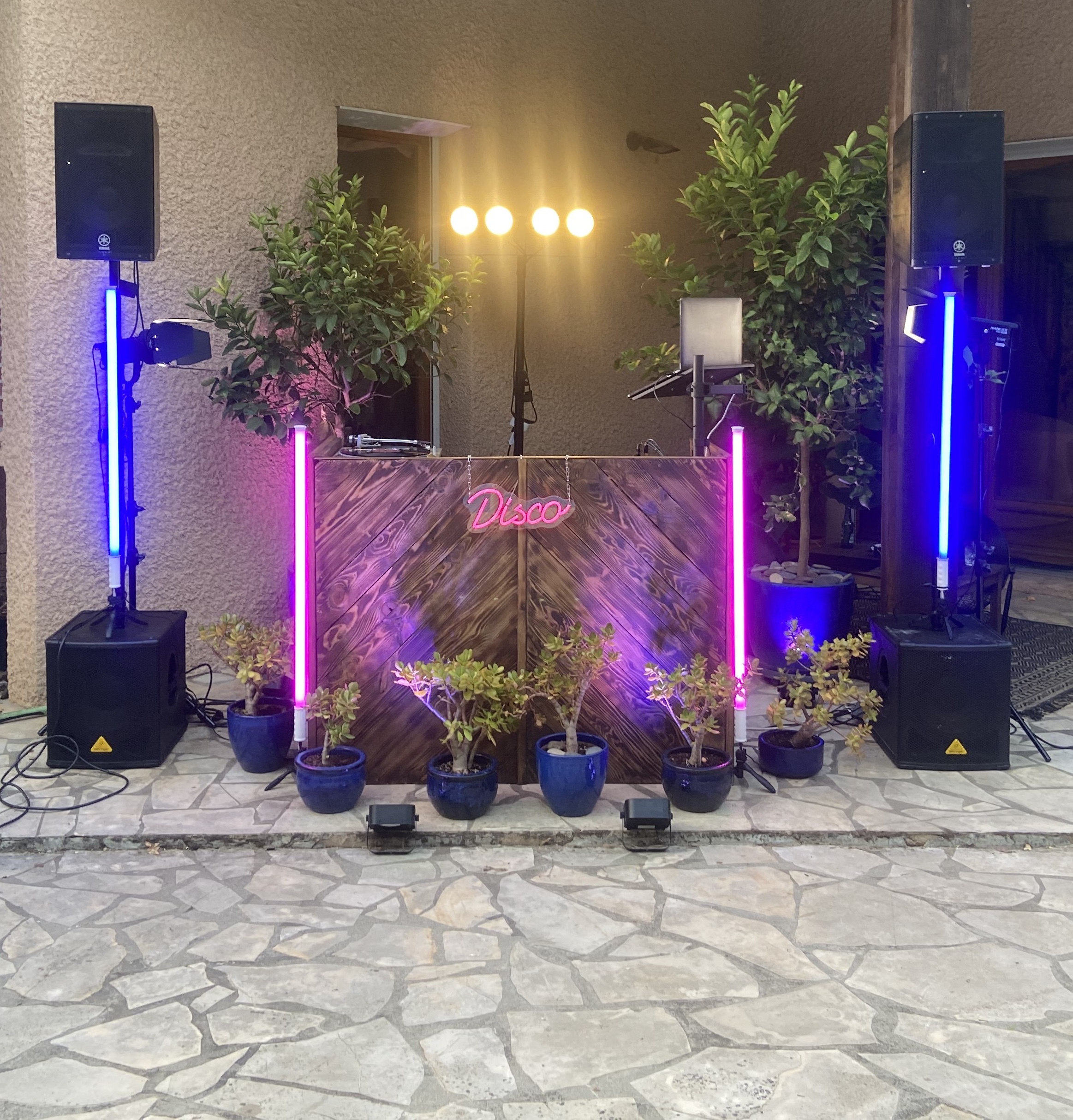 Howard Whiddett DJ booth setup